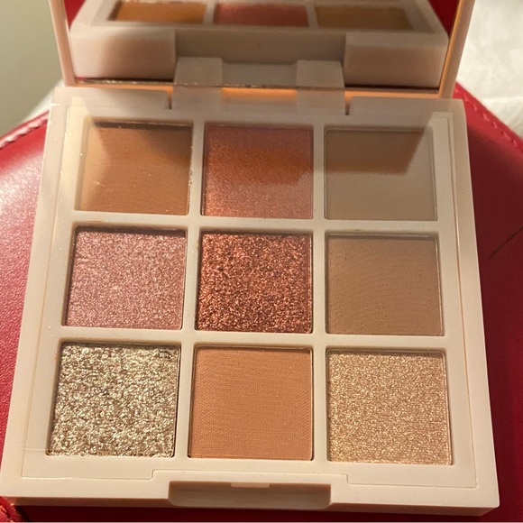 Ciate eyeshadows palette.& Eye primer. - Picture 3 of 7